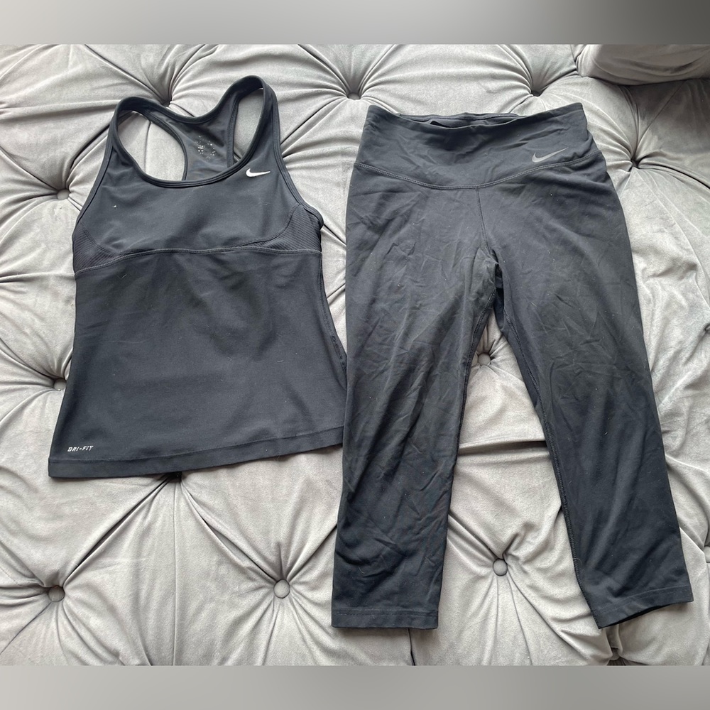 NIKE Dri Fit Black Racer Back Built in Bra + Leggings Size S